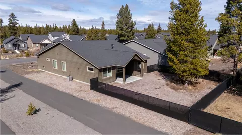 Exterior - 51900 Settler Dr, La Pine, OR 97739 photo 6 of 6