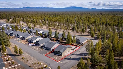 View/Area - 51900 Settler Dr, La Pine, OR 97739 photo 1 of 2