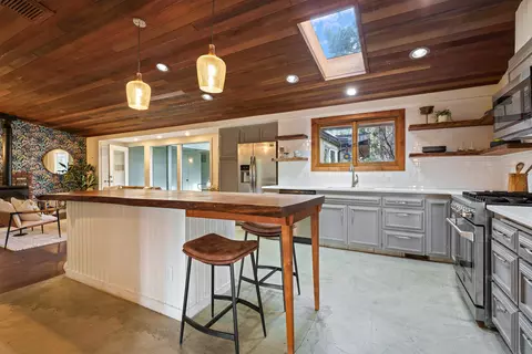 Kitchen - 132 SE 16th St, Bend, OR 97702 photo 1 of 3