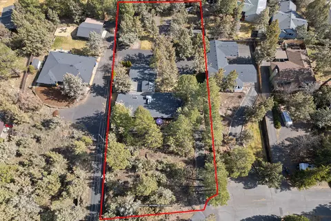 View/Area - 132 SE 16th St, Bend, OR 97702 photo 1 of 5