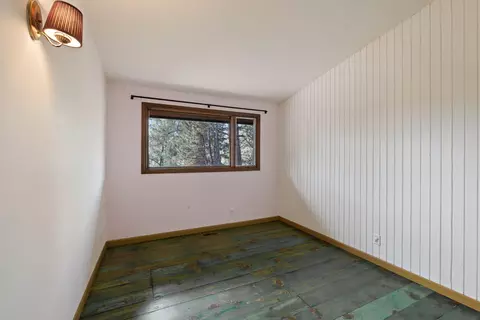 Bedroom - 132 SE 16th St, Bend, OR 97702 photo 1 of 6