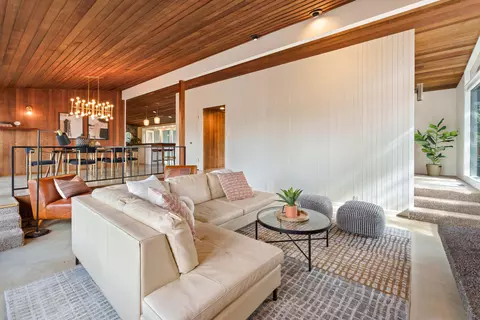 Living - 132 SE 16th St, Bend, OR 97702 photo 3 of 5