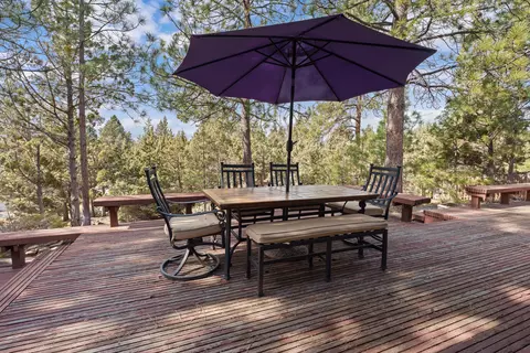 Exterior - 132 SE 16th St, Bend, OR 97702 photo 10 of 21