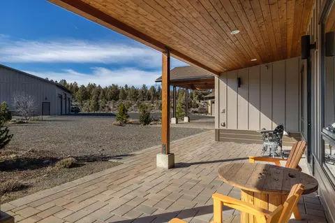 Exterior - 64105 Johnson Rd, Bend, OR 97703 photo 5 of 5