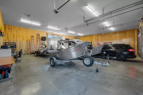 Other - 64105 Johnson Rd, Bend, OR 97703 photo 19 of 20