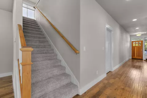 Entry Way - 19147 Park Commons Dr, Bend, OR 97703 photo 6 of 6