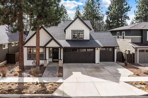 Exterior - 19147 Park Commons Dr, Bend, OR 97703 photo 13 of 13