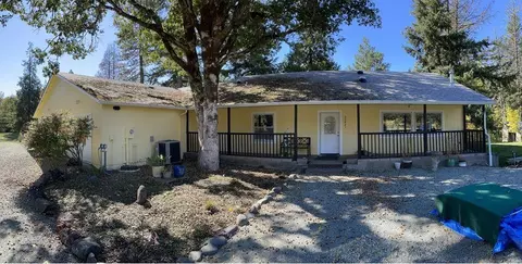 33821 Tiller Trail Hwy, Tiller, OR 97484