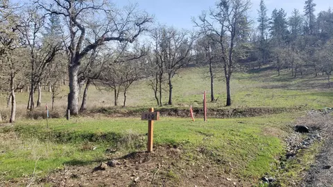 messinger road, Grants Pass, OR 97527