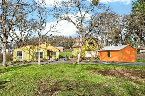 51 Sterling Creek Rd, Jacksonville, OR 97530