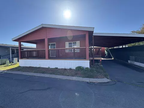 4200 Summers Ln UNIT 73, Klamath Falls, OR 97603