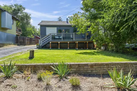233 NW Revere Ave, Bend, OR 97703