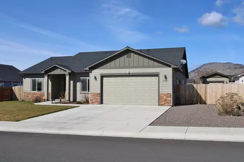 6409 Orinda Dr, Klamath Falls, OR 97603