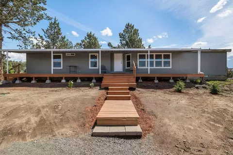 8525 SW Crescent Pl, Terrebonne, OR 97760