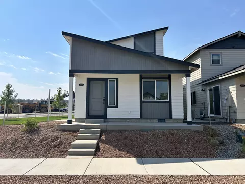 4129 SW Pumice Ave #103, Redmond, OR 97756