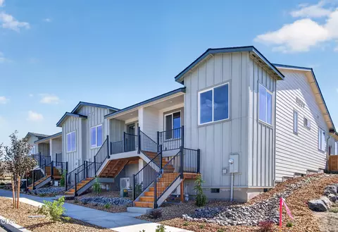 3976 SW 39th St #LOT 37, Redmond, OR 97756