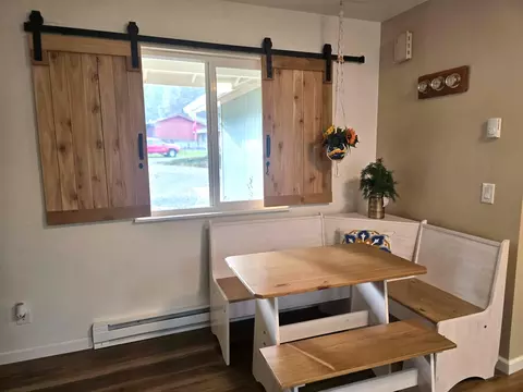 Dining - 243 Shadowbrook Dr, Cave Junction, OR 97523 photo 1 of 1
