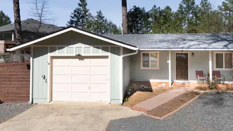 Exterior - 243 Shadowbrook Dr, Cave Junction, OR 97523 photo 4 of 10