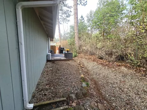 Exterior - 243 Shadowbrook Dr, Cave Junction, OR 97523 photo 8 of 10