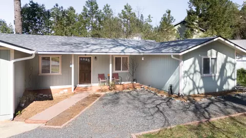 Exterior - 243 Shadowbrook Dr, Cave Junction, OR 97523 photo 3 of 10
