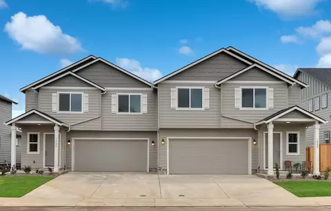 21444 Livingston Dr, Bend, OR 97701