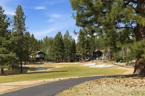 61734 Tam Mcarthur Loop, Bend, OR 97702 photo 11