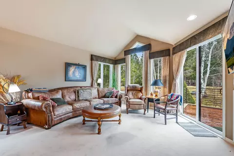Living - 62029 Fall Creek Loop, Bend, OR 97702 photo 1 of 3