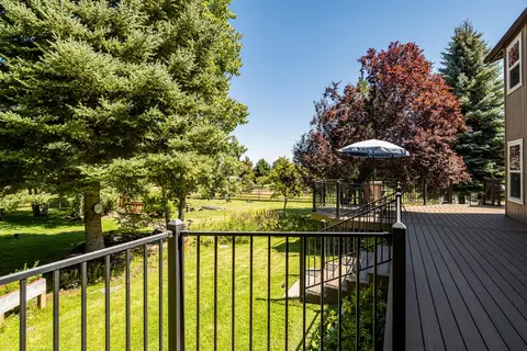Exterior - 22030 Stormy Ln, Bend, OR 97701 photo 10 of 35