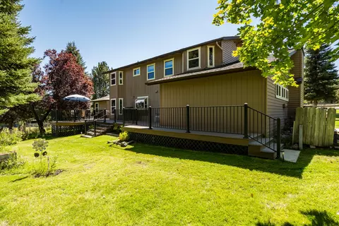 Exterior - 22030 Stormy Ln, Bend, OR 97701 photo 9 of 35