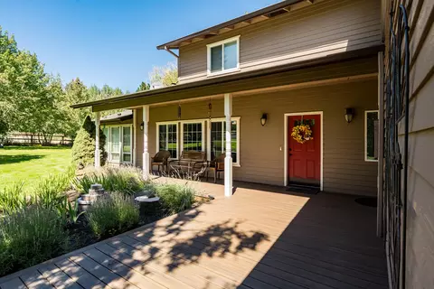 Exterior - 22030 Stormy Ln, Bend, OR 97701 photo 4 of 35