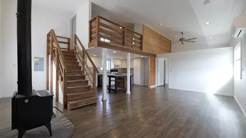 Living - 509 Derby Rd, Eagle Point, OR 97524 photo 1 of 5