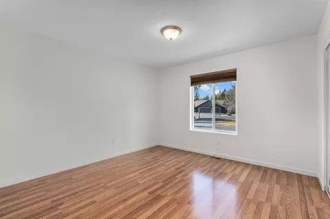 Bedroom - 55962 Black Duck Rd, Bend, OR 97707 photo 2 of 3