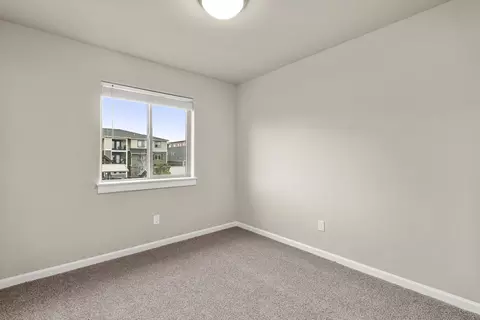 Bedroom - 20779 Boulderfield Ave, Bend, OR 97701 photo 6 of 6