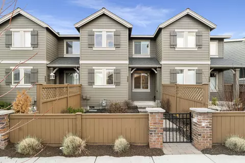 20779 Boulderfield Ave, Bend, OR 97701