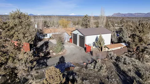 16065 SW Twin Lakes Rd, Powell Butte, OR 97753