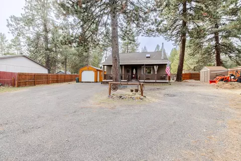 56705 Stellar Dr, Bend, OR 97707 photo 1