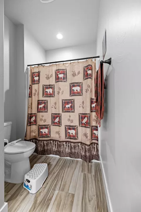 1043 Arrowhead Trl, Eagle Point, OR 97524 photo 21