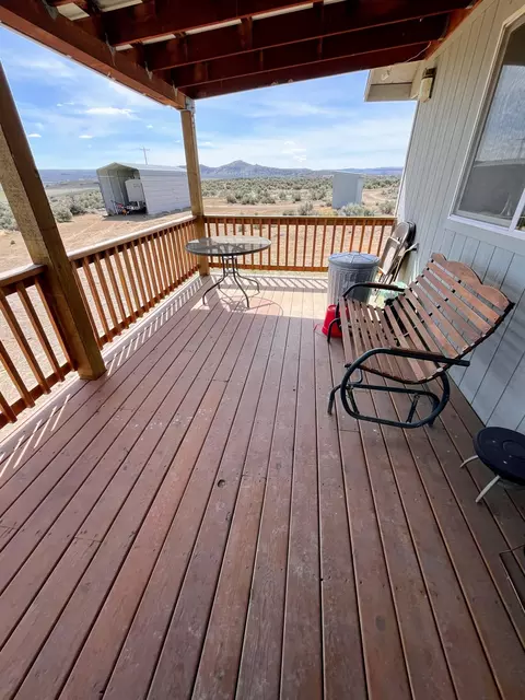 86513 Timothy Ln, Christmas Valley, OR 97641