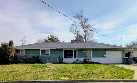 1201 Leland St, Medford, OR 97501