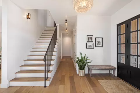 Entry Way - 19136 Cartwright Ct, Bend, OR 97702 photo 3 of 3