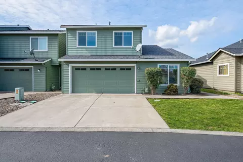 368 Live Oak Loop, Central Point, OR 97502