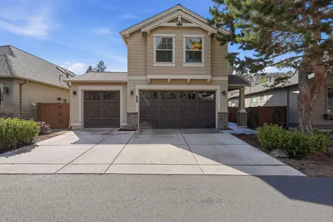 3031 NW Clubhouse Dr, Bend, OR 97703