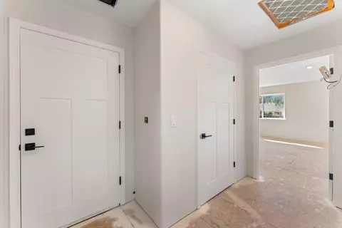 Entry Way - 587 E Forks Cir, Cave Junction, OR 97523 photo 1 of 1