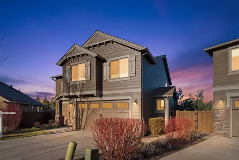 20677 Comet Ct, Bend, OR 97701