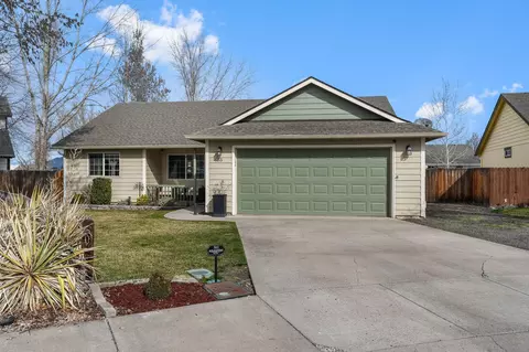 655 NE Fieldstone Ln, Prineville, OR 97754