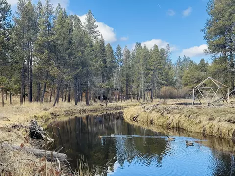 56116 Stellar Dr #46, Bend, OR 97707