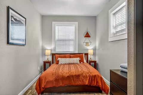 Bedroom - 139 SE Taft Ave, Bend, OR 97702 photo 4 of 4