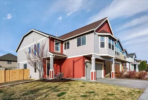 21152 Desert Skies Pl, Bend, OR 97702