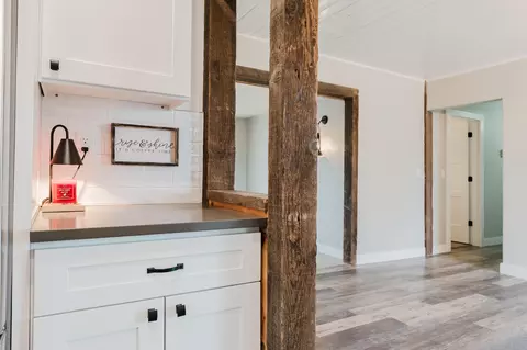 Entry Way - 9740 SW Willard Rd, Bend, OR 97701 photo 1 of 5