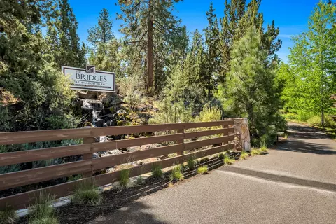 View/Area - 20844 SE Sotra Loop, Bend, OR 97702 photo 1 of 7